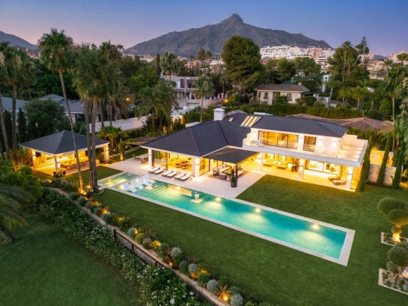 Villa Solstice Nueva Andalucía Marbella Prestige (8)