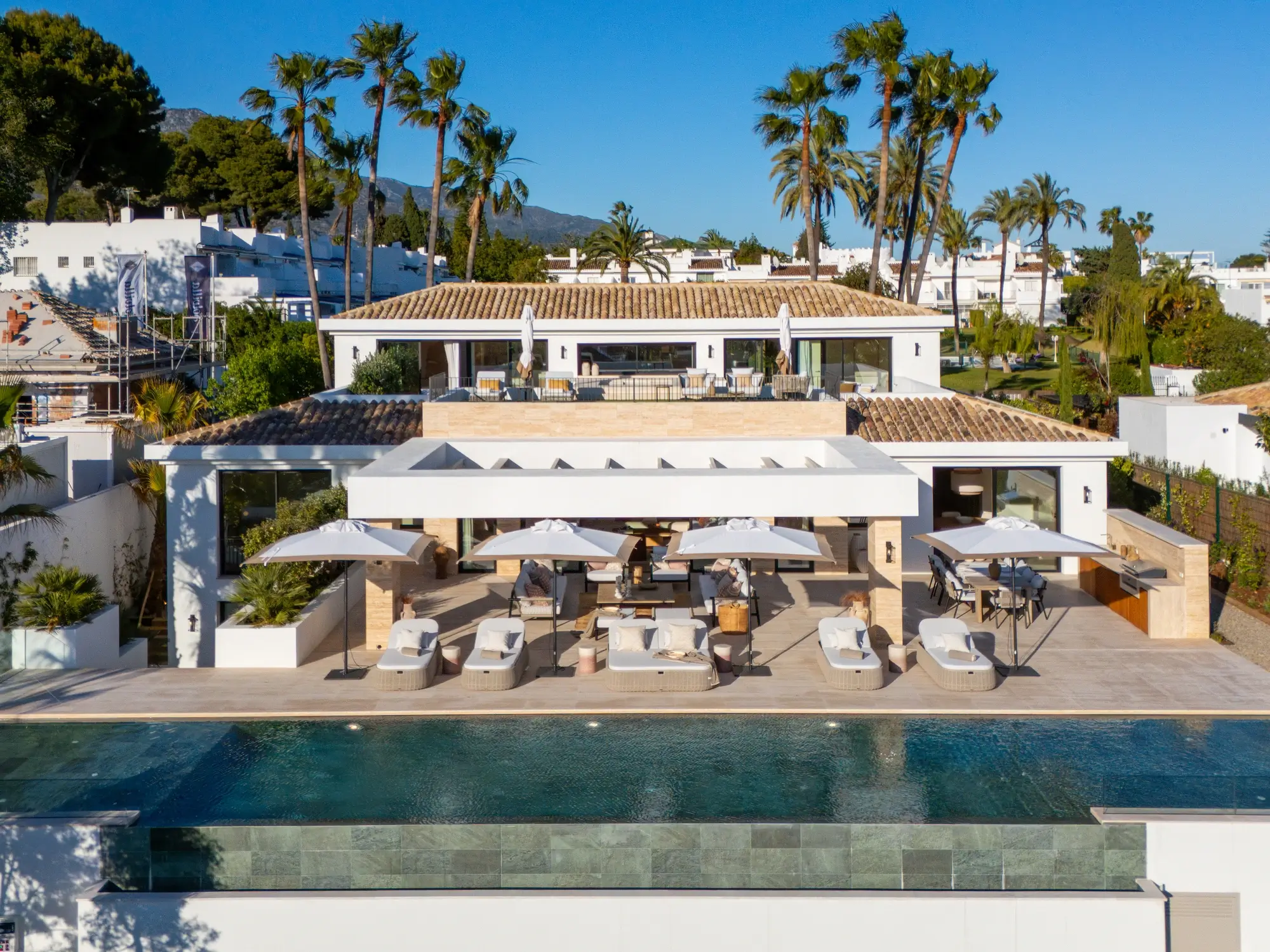 Villa Azteca Marbella Prestige (1)